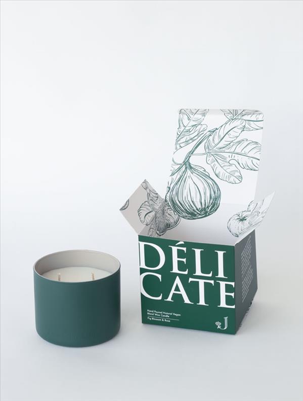 DÉLICATE Candle